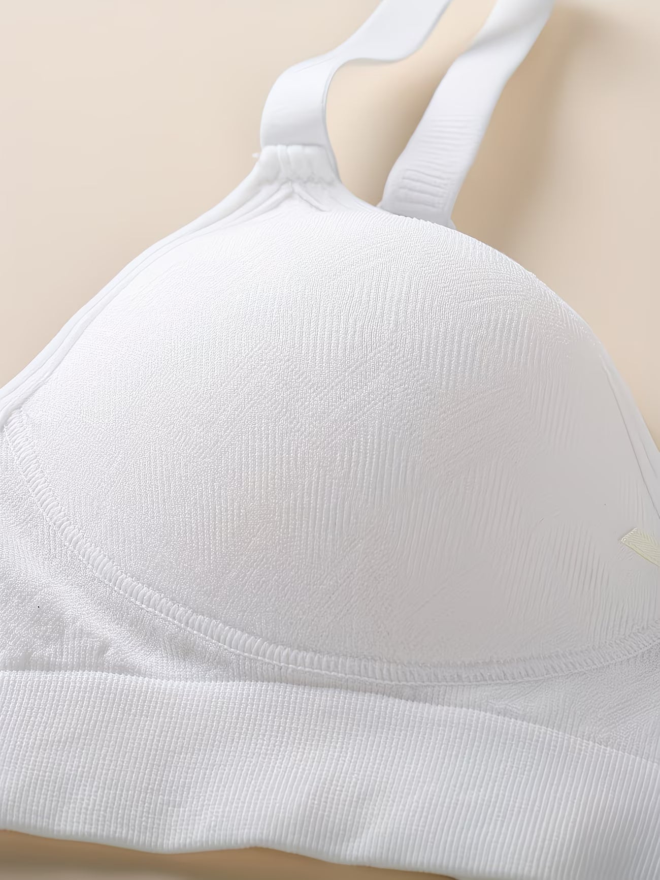Everyday Seamless Comfort Bra – Soft Support & Invisible Fit
